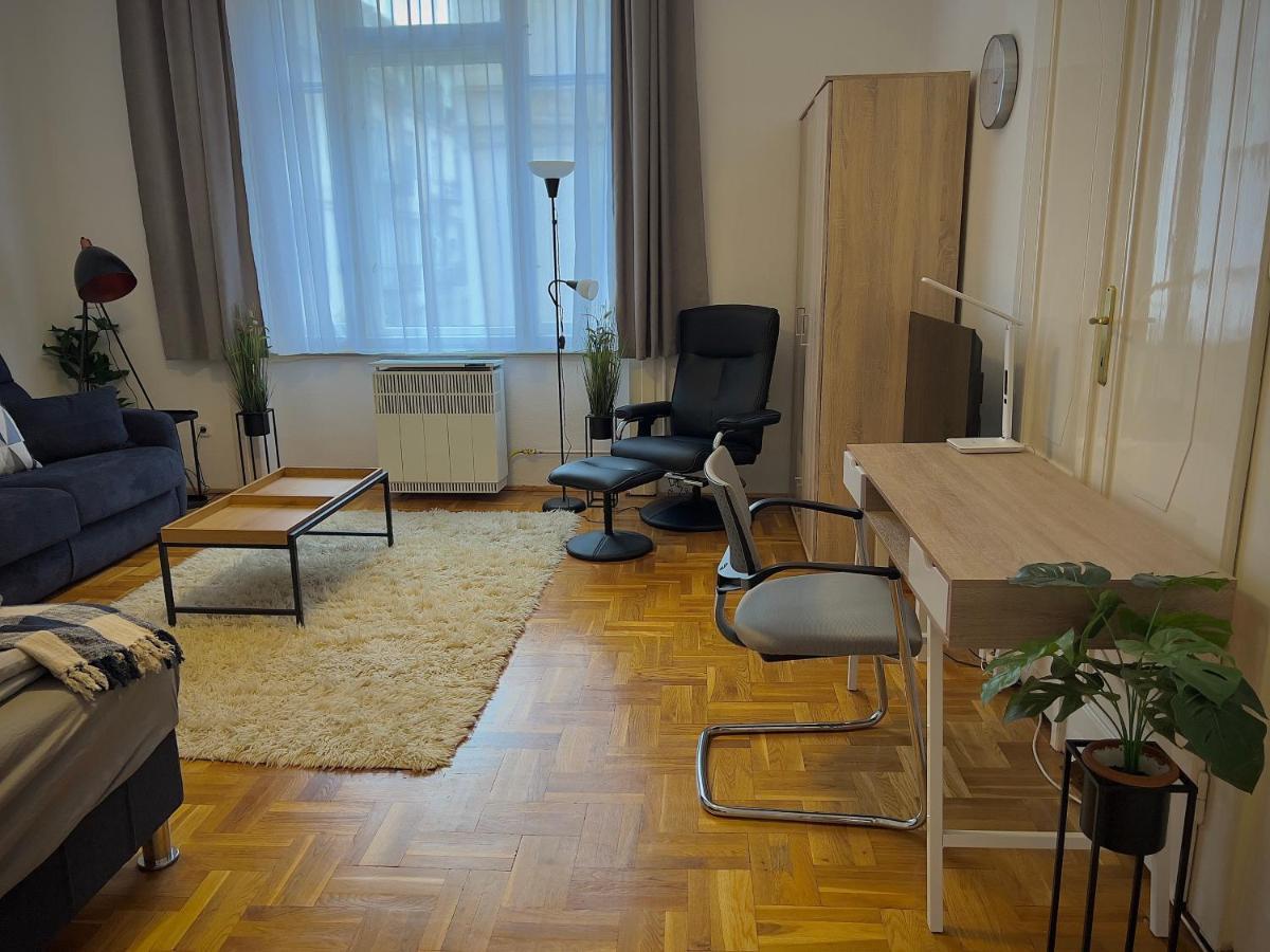 Residence In The Pedestrial Area Budapeste Exterior foto